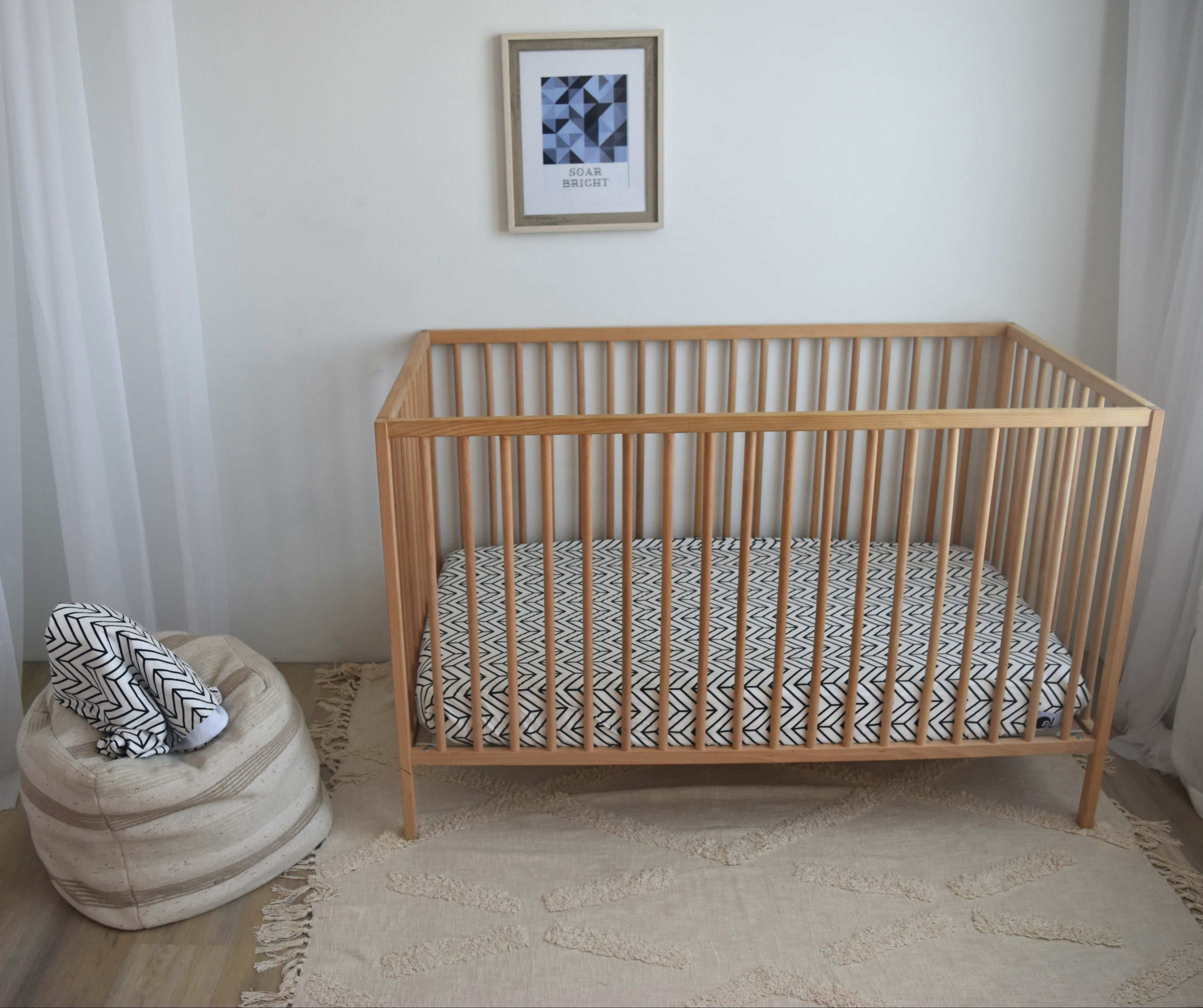 City Heartbeeps Classic Crib Bedding Set